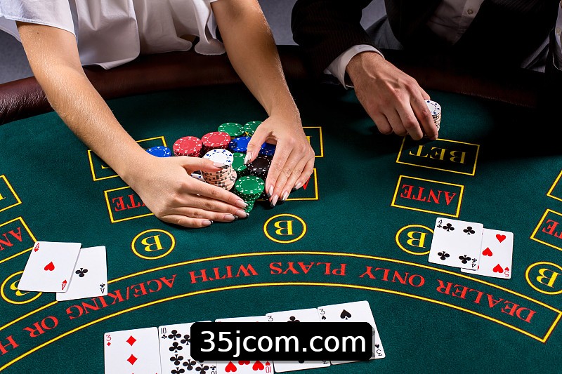 Mesa de Blackjack 35j